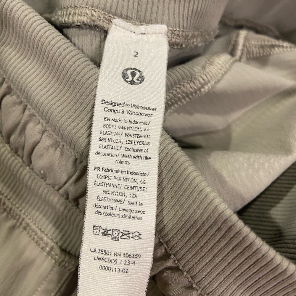 Lululemon Sheer Oak Dance Studio Mid-Rise Cropped Pant 2 - Picture 12 of 14